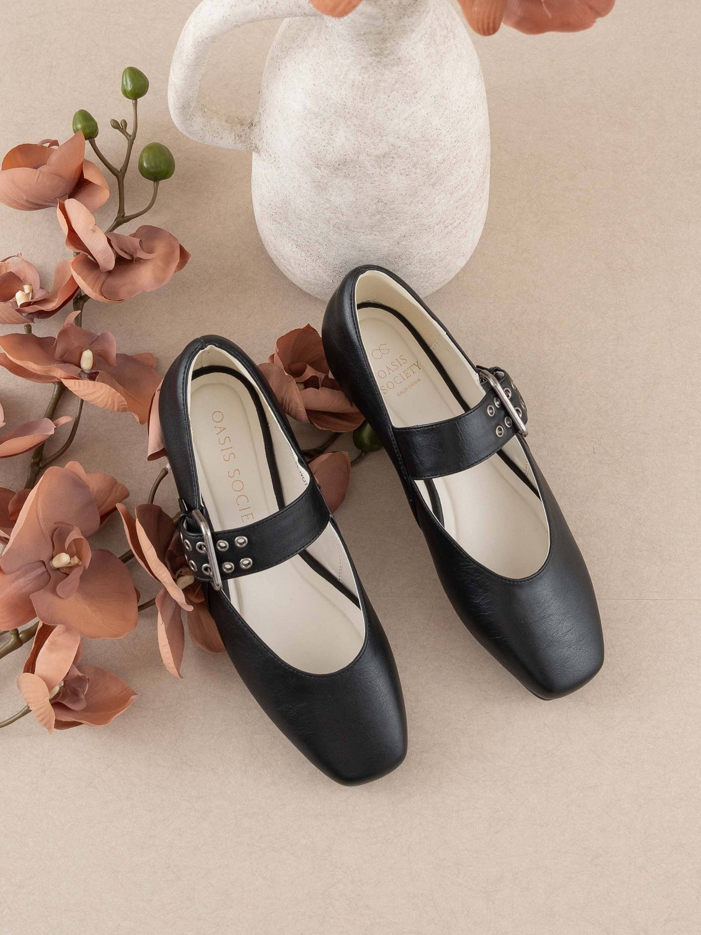 Shoe | The Soho Black Ballet Flat | 10