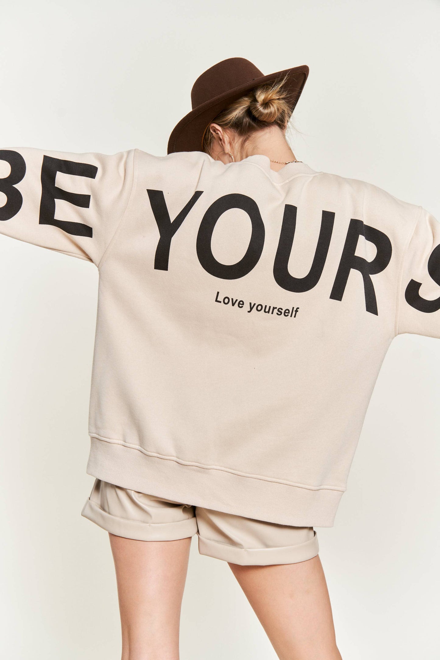 Sweatshirt | Be Yourself Cream | M