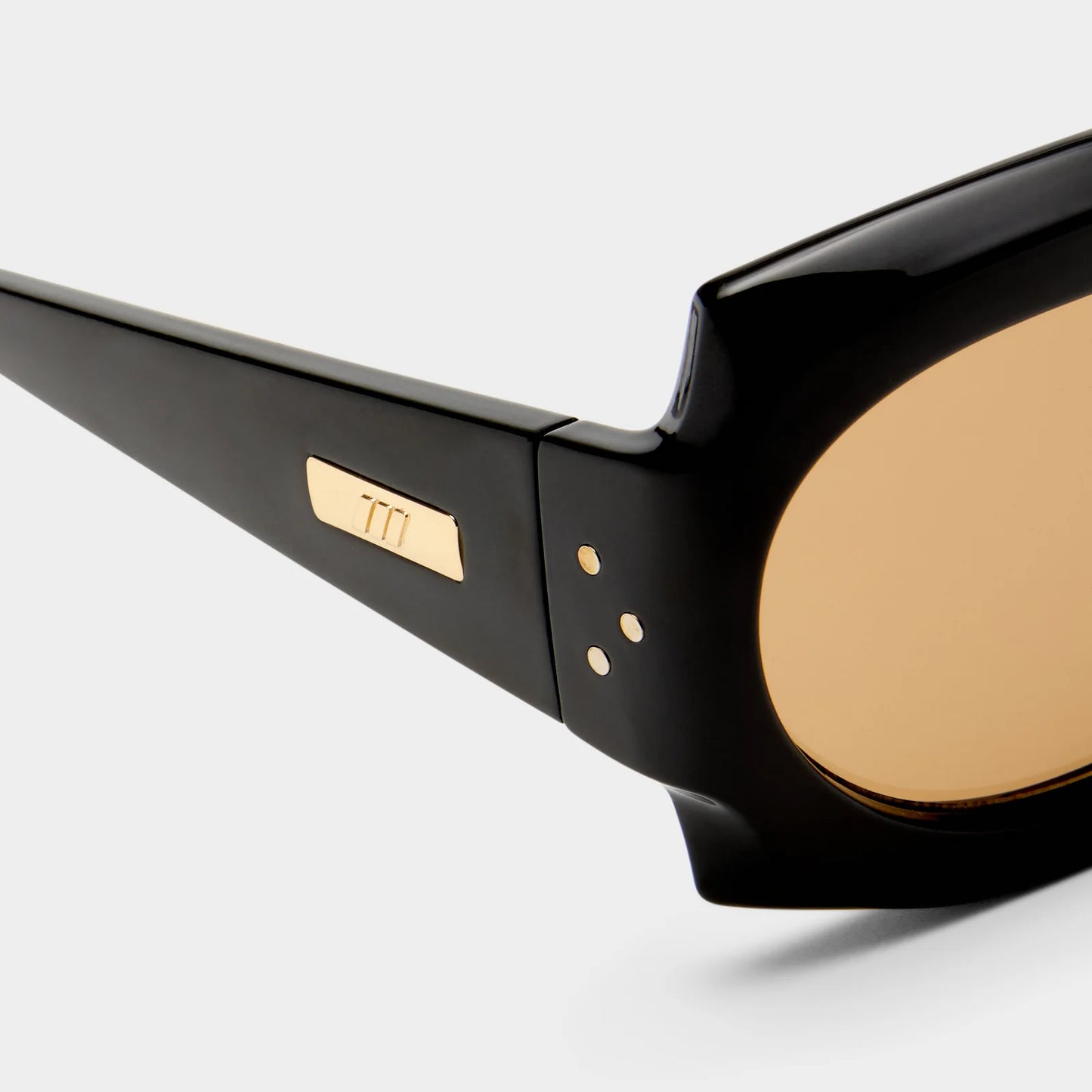 Loveliness Sunglasses | Black