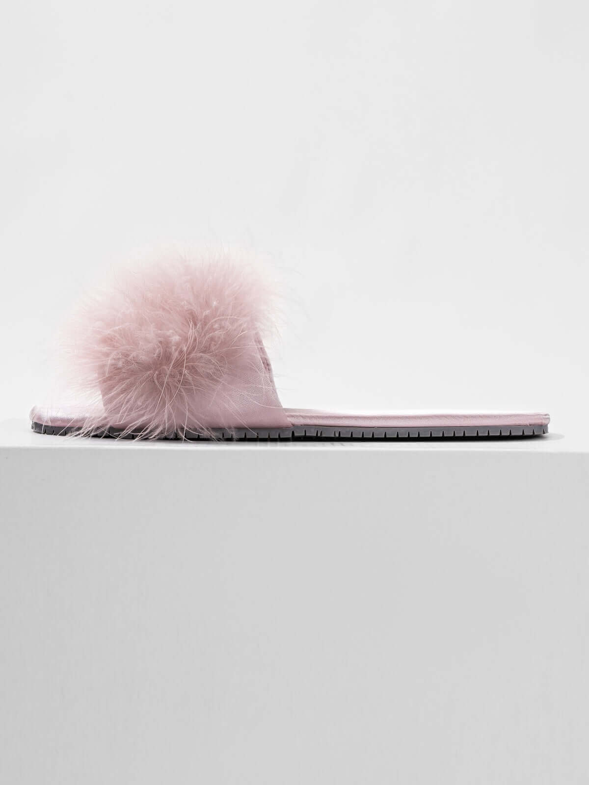 Shoe | Pink Feather Slippers | 9/10