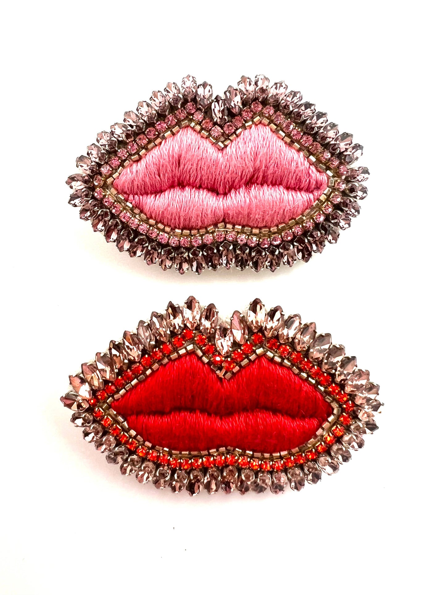 Lip Brooch Pink