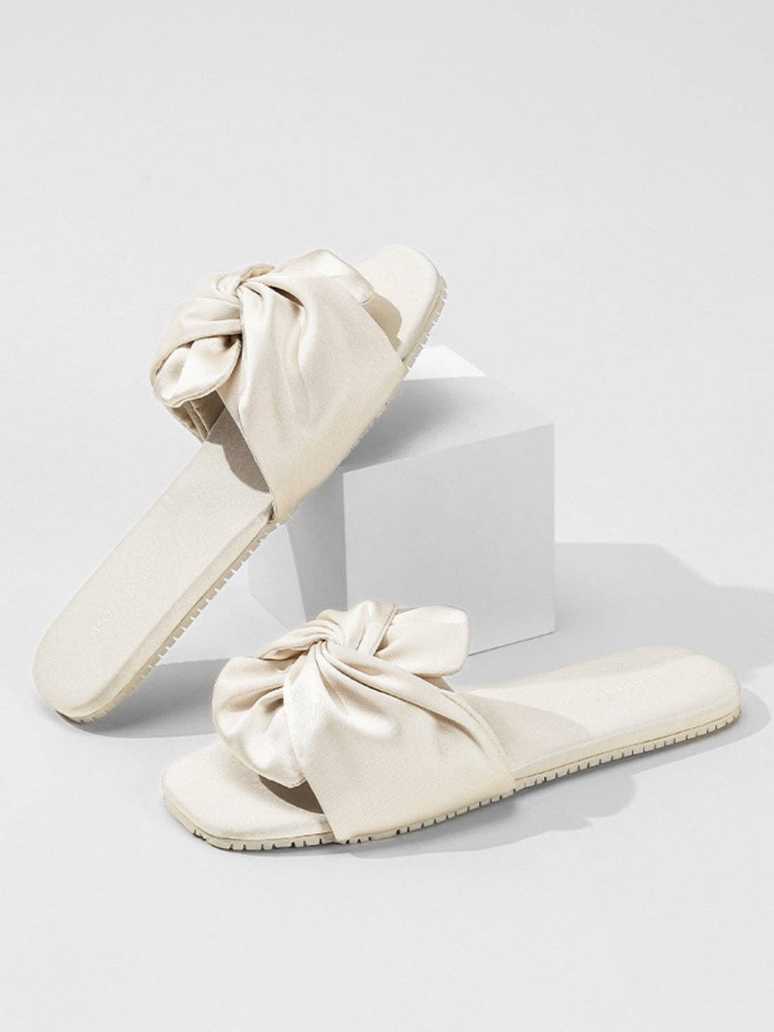 Shoe | Silky Satin Bow Slippers | 7/8