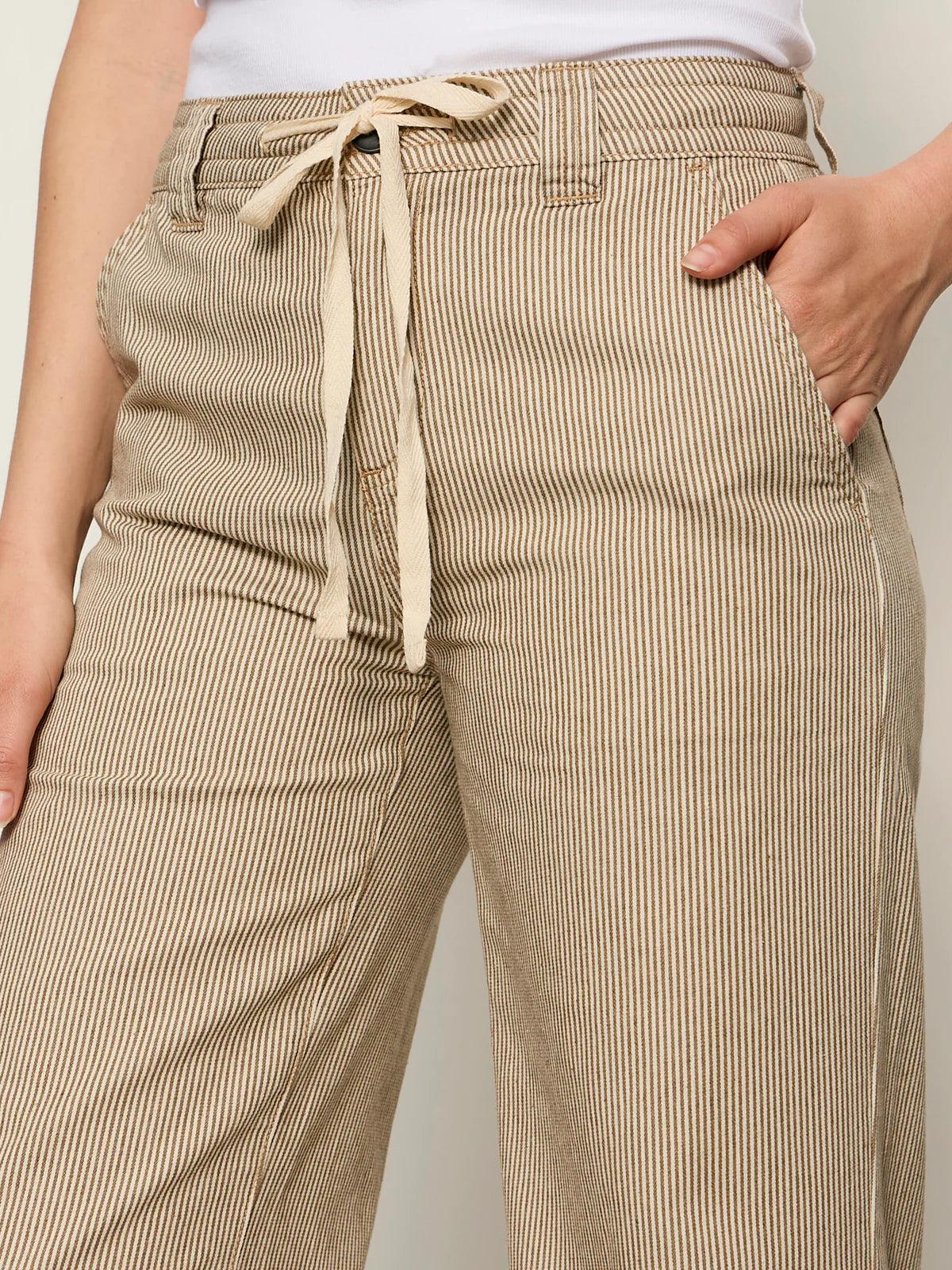 Lily Stripe Cropped Pant