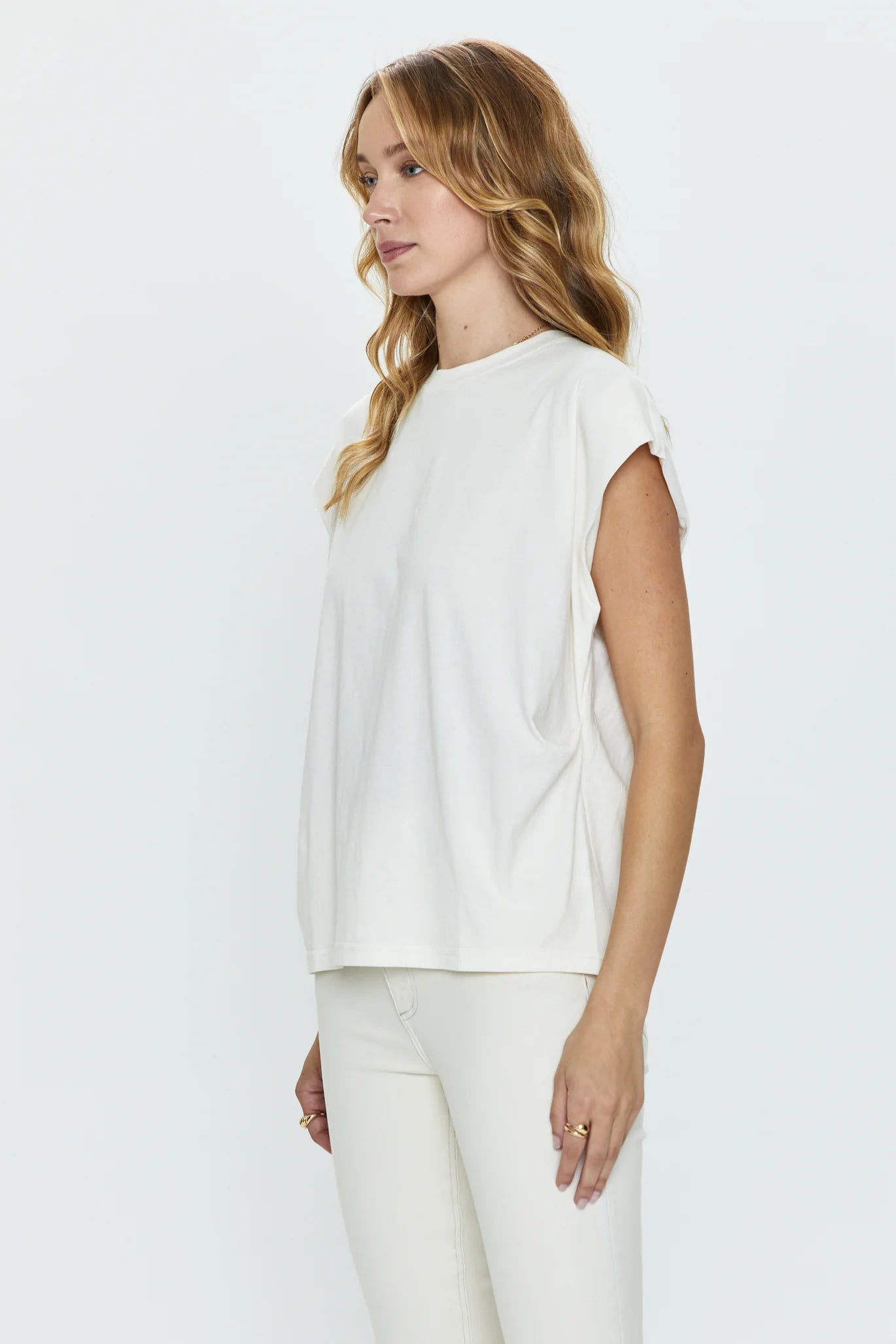 Pistola Trina Tee | White Sand