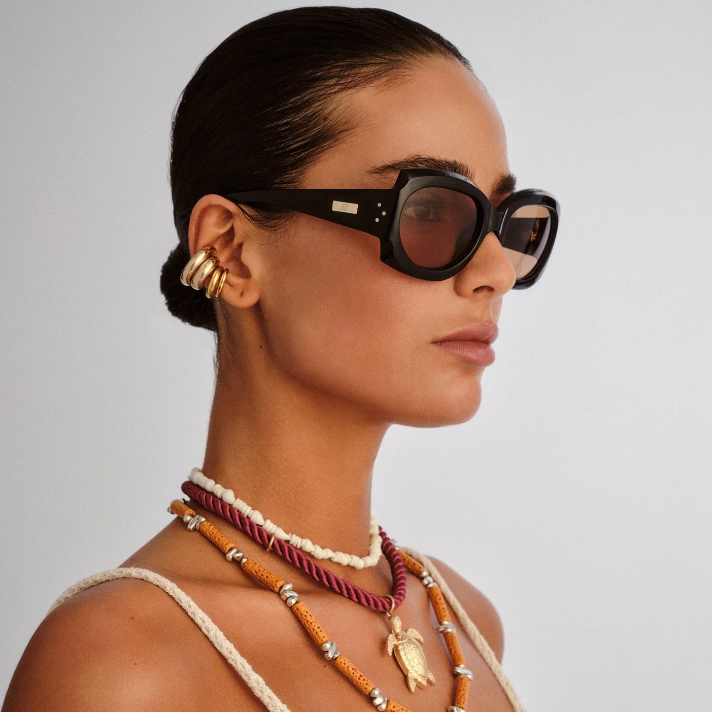 Loveliness Sunglasses | Black