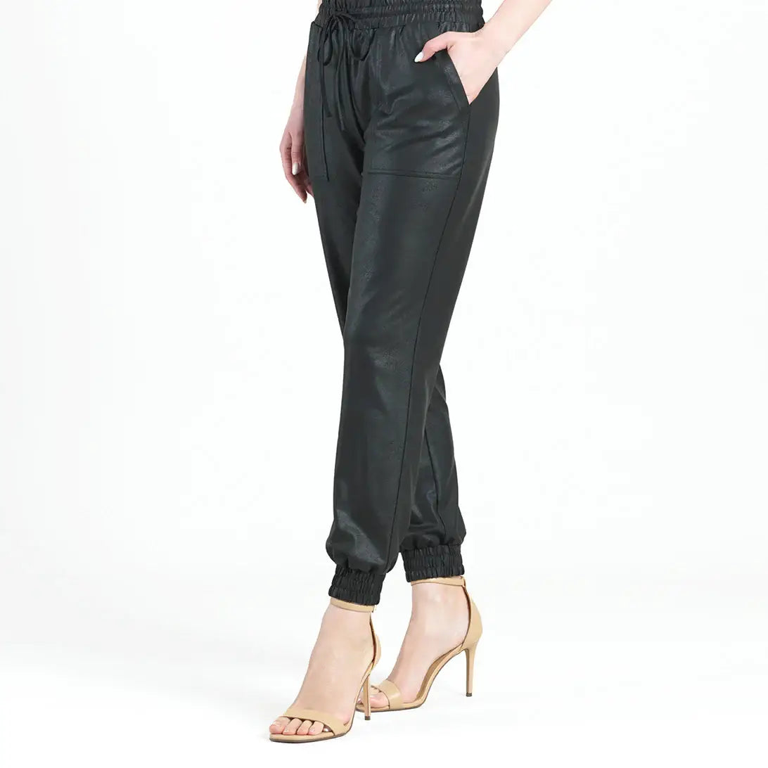Liquid Leather ™ Jogger Pant | Black | L