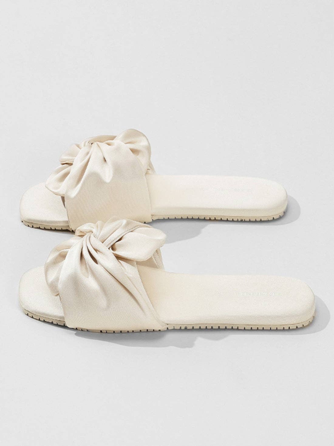 Shoe | Silky Satin Bow Slippers | 7/8
